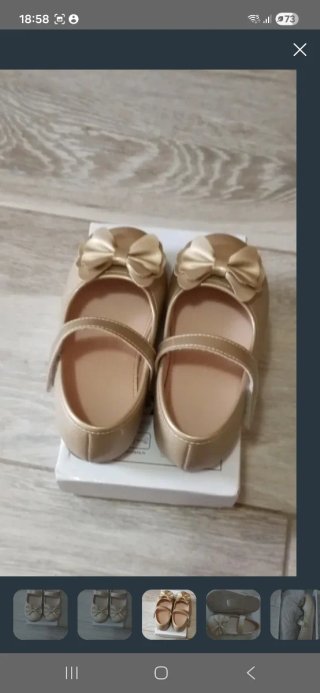 Bailarinas doradas con lazo