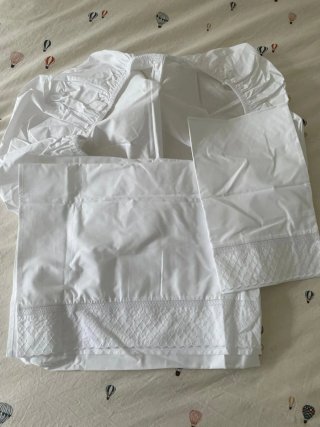Moisés mimbre con funda y sábanas algodón