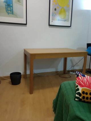 Mesa de comedor de madera pino