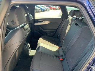 Audi A4 Avant Black line 35 TDI 120kW S tronic