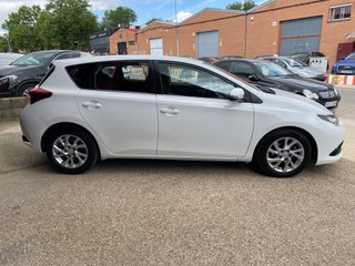 BIEN CUIDADO!!! TOYOTA AURIS DIESEL 90CV