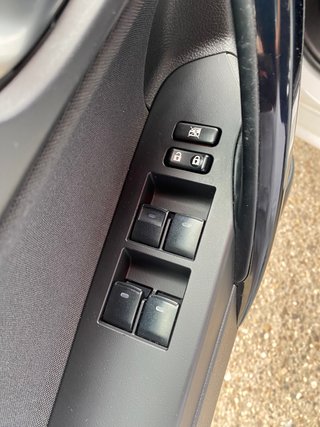 BIEN CUIDADO!!! TOYOTA AURIS DIESEL 90CV