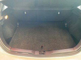 BIEN CUIDADO!!! TOYOTA AURIS DIESEL 90CV