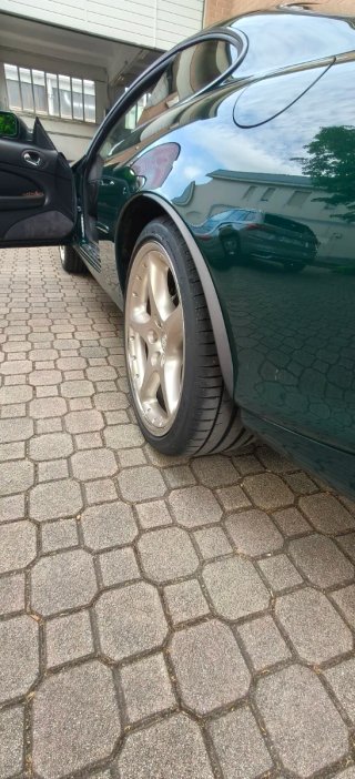 Jaguar XKR 2001