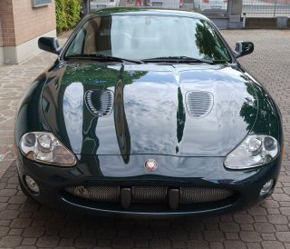Jaguar XKR 2001