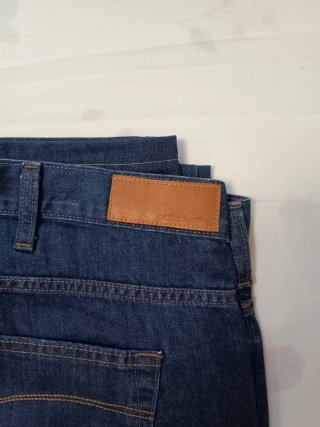 Pantalón vaquero Emidio Tucci T68