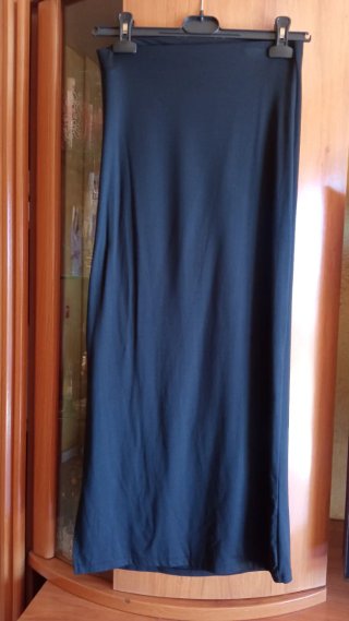 Falda larga negra Talla M