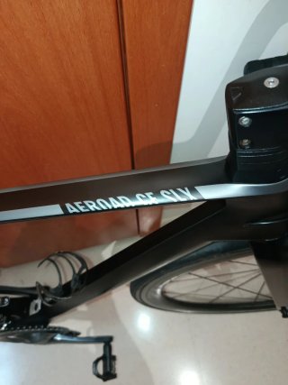 Canyon Aeroad CF SLX