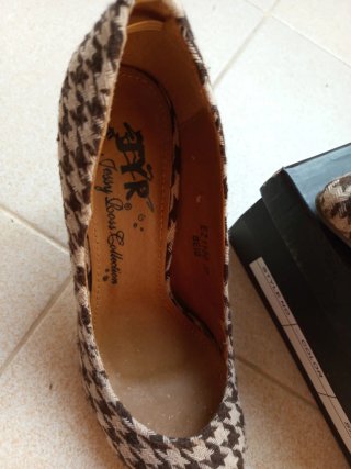 Zapatos de tacón estampado pata de gallo