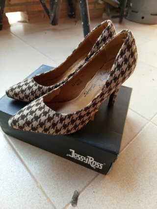 Zapatos de tacón estampado pata de gallo