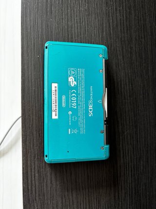 Nintendo 3DS + Animal Crossing New Leaf