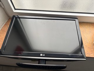 Televisor LG Negro  Modelo 22 LK330