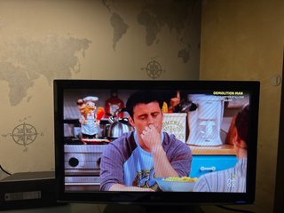 Televisor LG Negro  Modelo 22 LK330