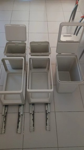 Cubos de reciclaje Ikea (plástico)