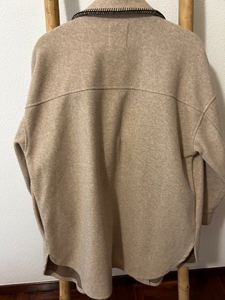 Chaqueta Zara Beige