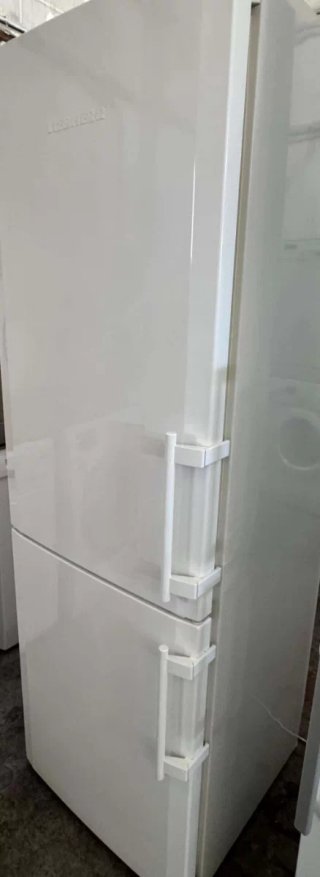 FRIGORÍFICO COMBI NO FROST MARCA LIEBHERR A+++