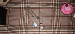 Joyería y llavero anime Attack on Titan