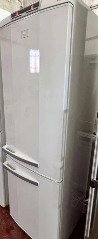 FRIGORÍFICO COMBI NO FROST MARCA AEG SANTO