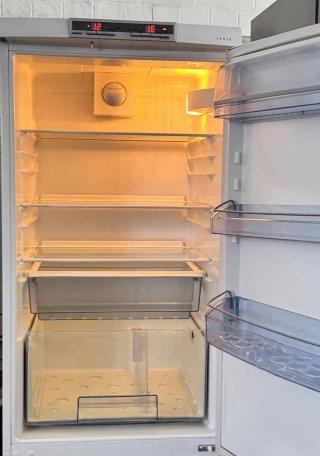 FRIGORÍFICO COMBI NO FROST MARCA AEG SANTO