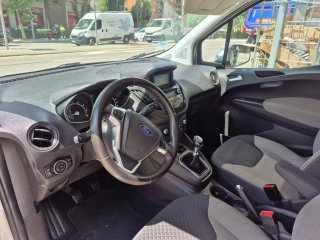 Transit Courier Titanium 2019