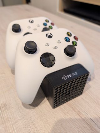Xbox Series S 512GB + 2 Mandos