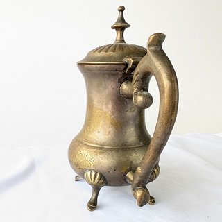 Tetera antigua metálica decorativa