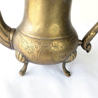 Tetera antigua metálica decorativa