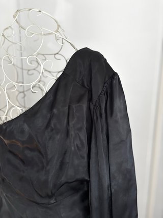 Camisa negra elegante