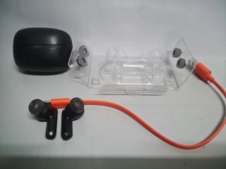 JBL Tune Beam 2 Negros