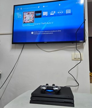 PlayStation 4 Pro 1TB + Giochi PS4