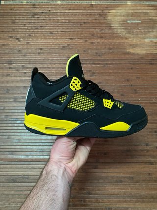 Air Jordan 4 Retro 'Thunder' 2012