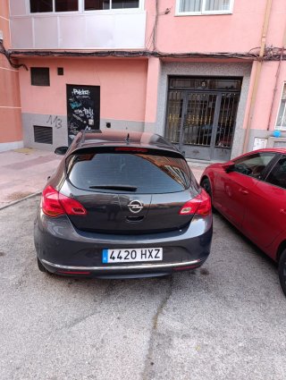 Opel Astra 2014 1.4 Turbo.