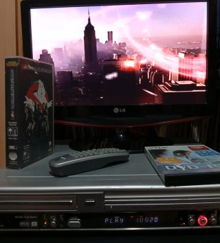 Reproductor/Grabador VHS y DVD Philips
