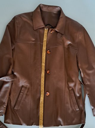 Chaqueta tres cuartos piel marrón
