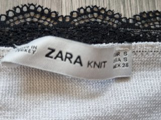 Camiseta tirantes con encaje negro