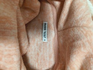 Sudadera rosa con capucha