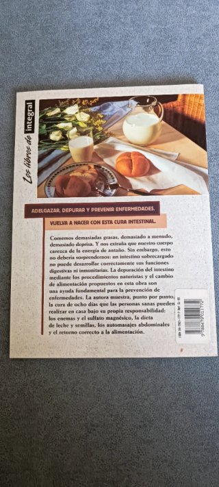 Lote de 4 libros sobre salud y bienestar.