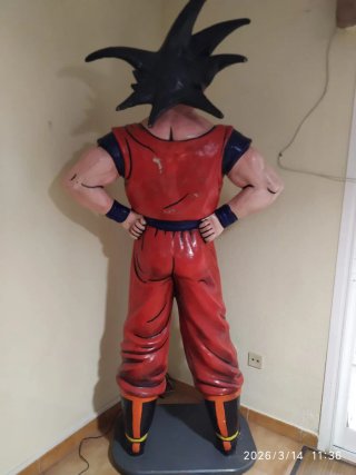 Figura Goku Javier Vellé