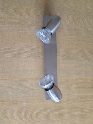 Lámpara para espejo baño  plateada con focos