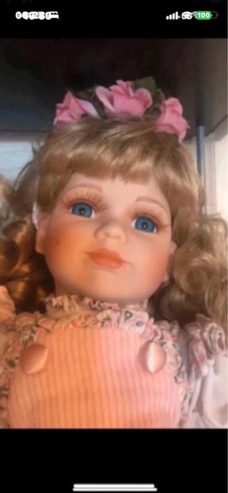 Linda Boneca de Porcelana Vintage