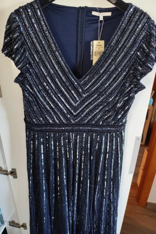 Vestido fiesta pedrería y lentejuelas azul noche