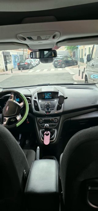 Ford Grand Tourneo Connec 2016