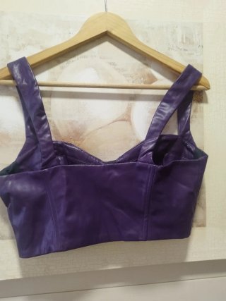 Top Corsé Piel Sintética Morado Zara