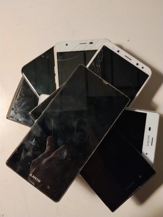 Lote de 7 moviles (reparar o para piezas)