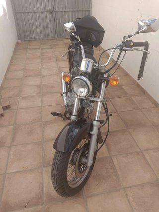 Suzuki Marauder 250cc
