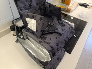 Trona portátil Tuc Tuc con nevera