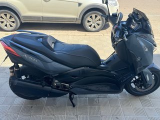 Yamaha XMAX 300 Tech MAX Negra/Gris