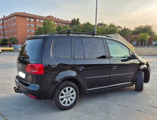 Volkswagen Touran 2011