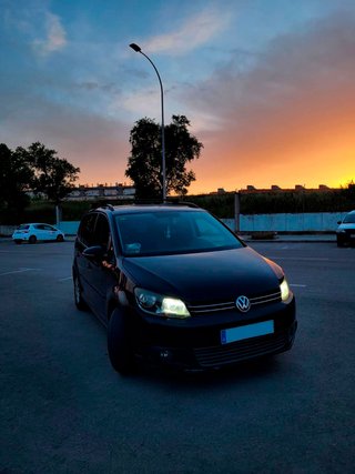 Volkswagen Touran 2011