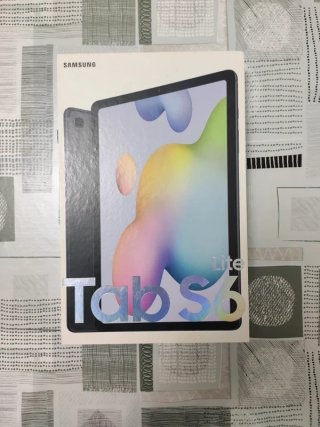 Samsung Tab S6 Lite + Cover + S-Pen + Scatola